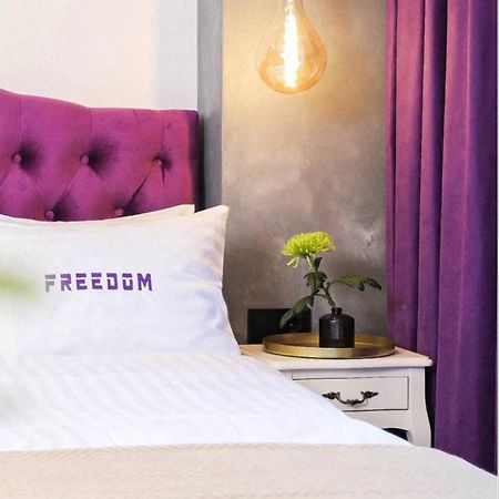 Freedom Apartments In City Center 基輔 外观 照片