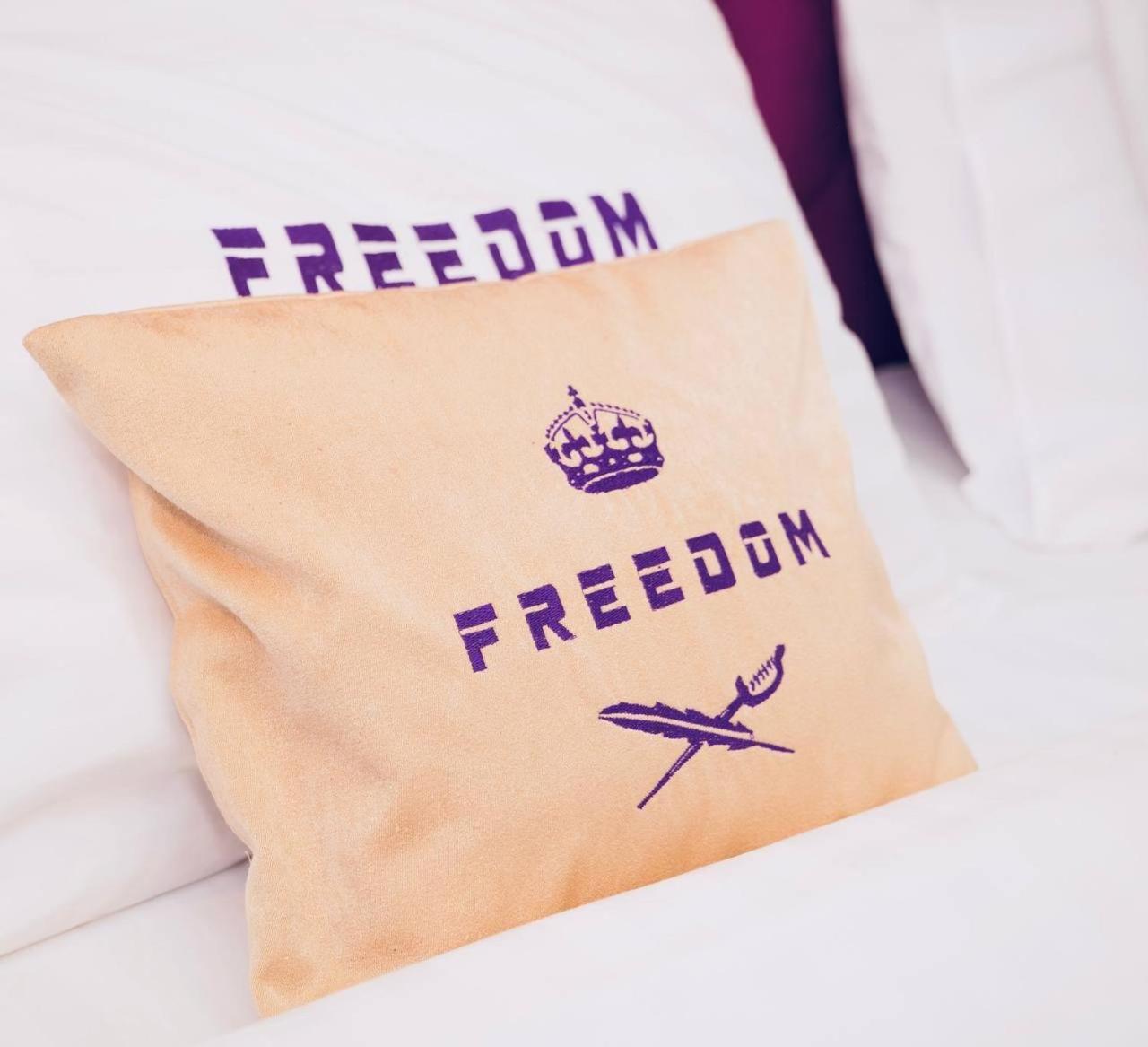 Freedom Apartments In City Center 基輔 外观 照片